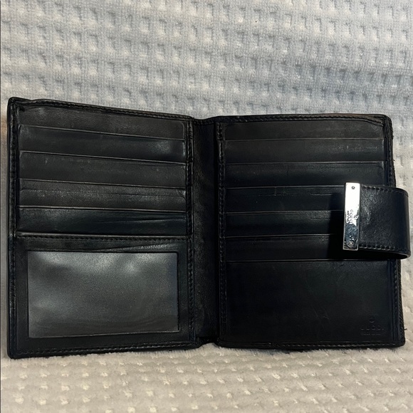 Gucci Wallet - Picture 10 of 14